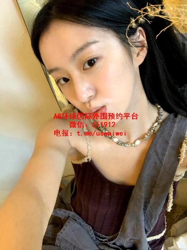 耐看型明星脸芷悠