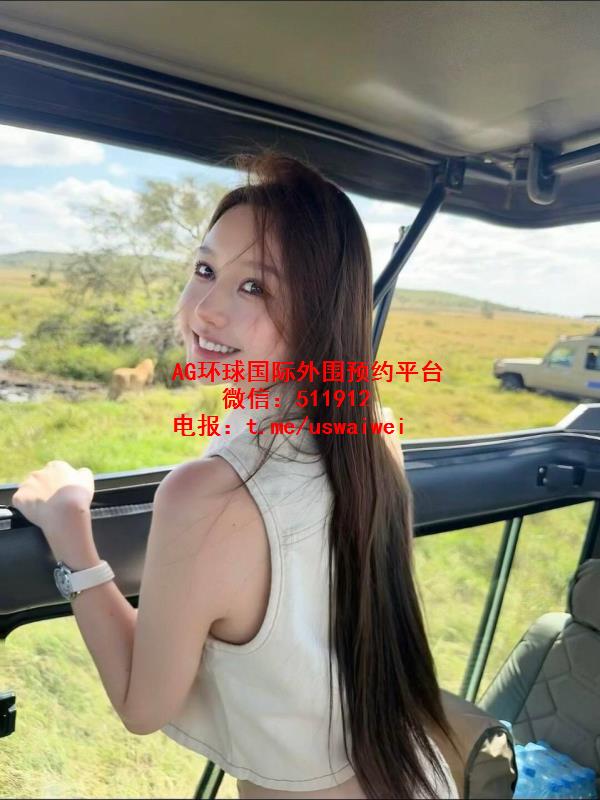 高颜值人气博主菁菁