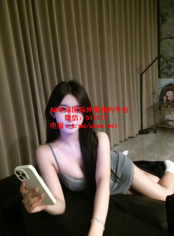 线条紧实身材诺茜