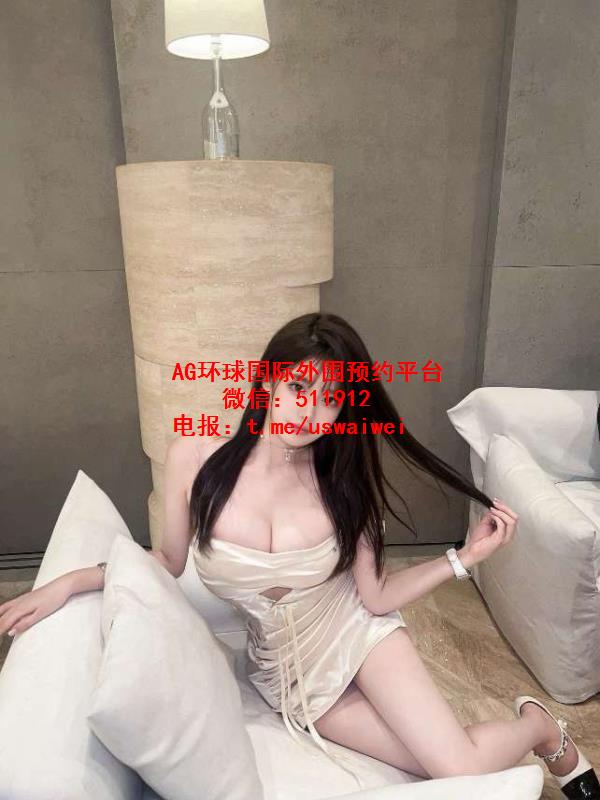 巨乳女网红Elvin