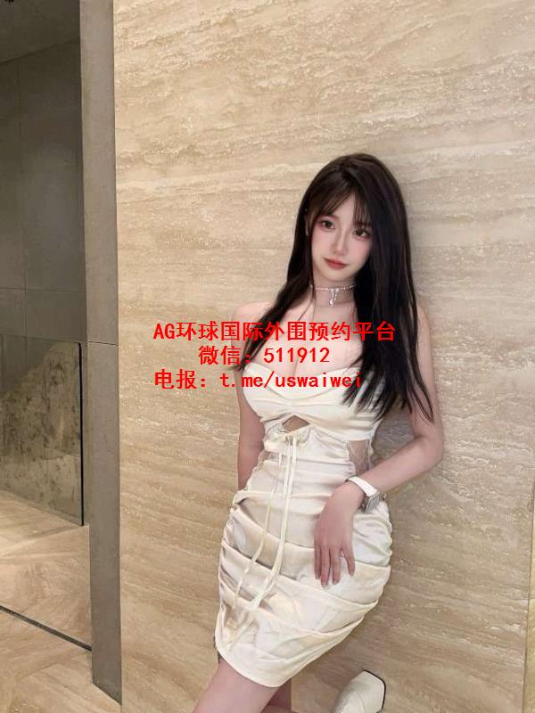 巨乳女网红Elvin