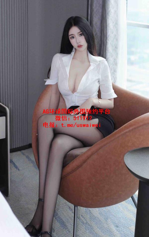 高挑瑜伽老师Kalen