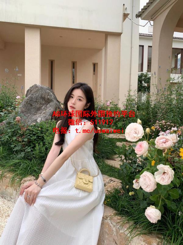 穿搭简约大气安澜