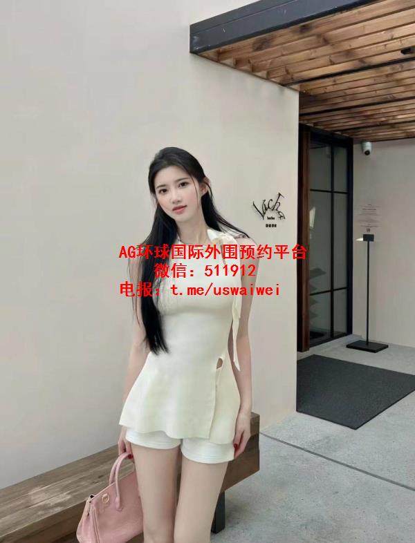 美女摄影师Corin