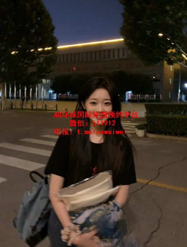 青春气息学妹Elvin