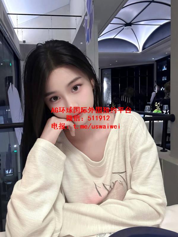 校园人气校花Zaria