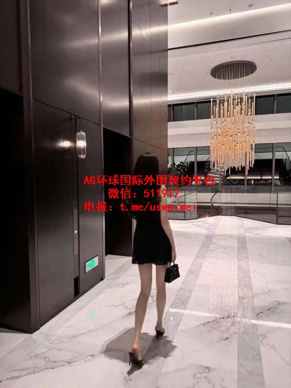 完美花瓶身Delia