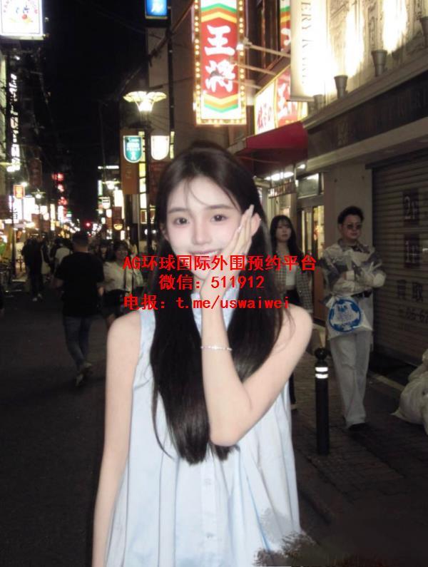 清爽素颜美女知予