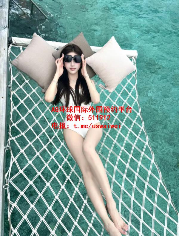 清爽素颜美女知予