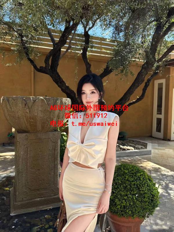 风格百变小姐姐Lior