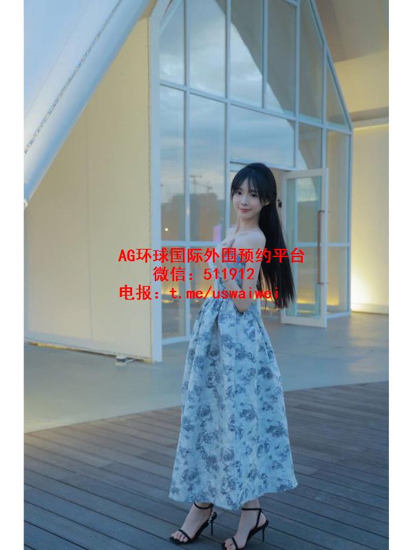 签约女艺人亦暖