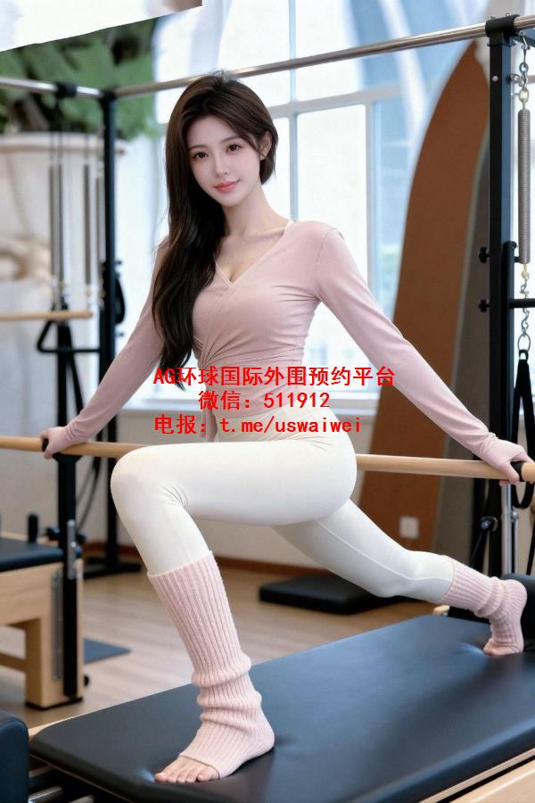 内衣模特Elina