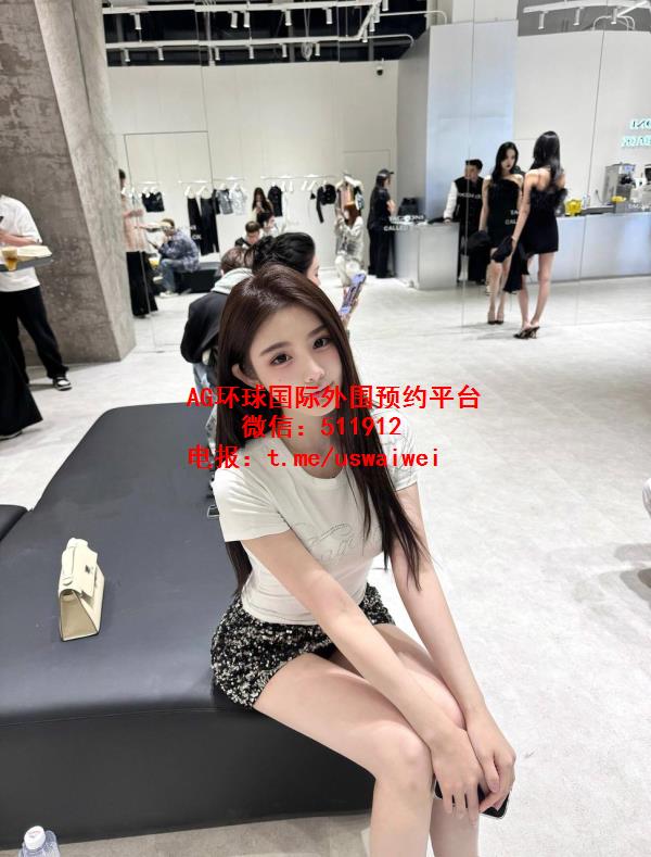 时尚感网红脸诺诺