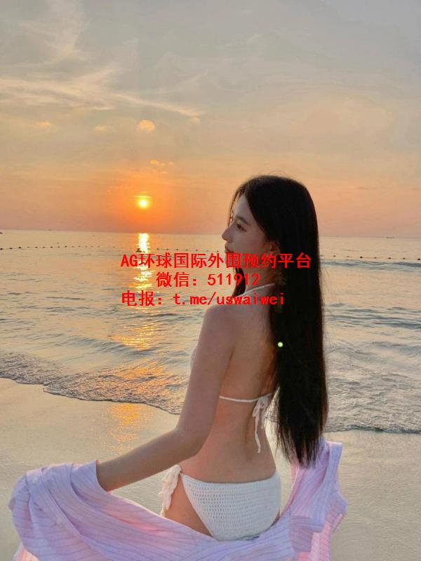 泳装美女黛希