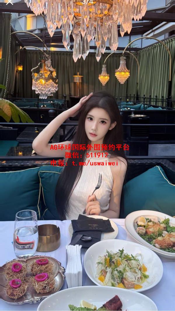 网红旅游博主向璃