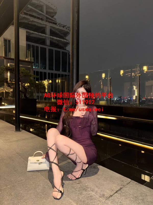 多才多艺女主播Phoebe