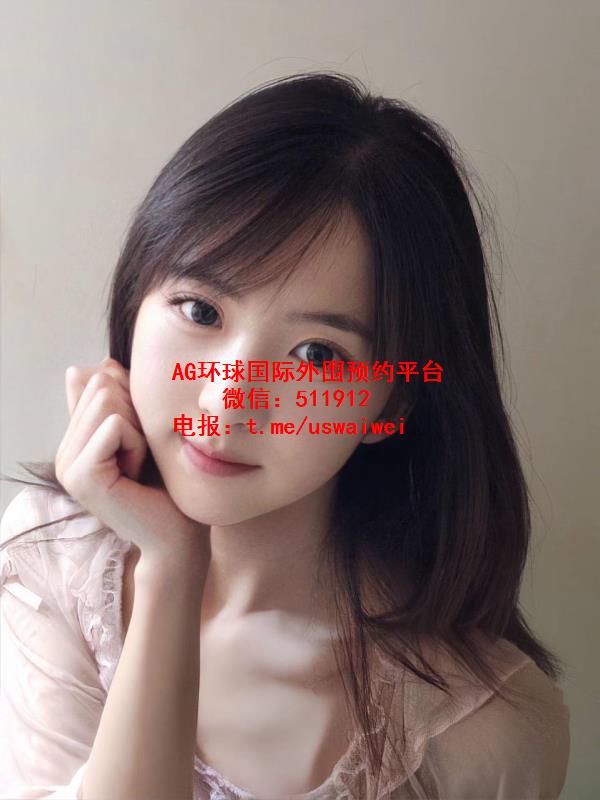 大学留学生慕柔