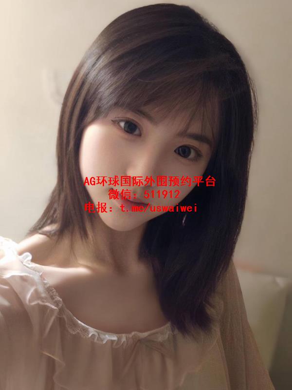 大学留学生慕柔