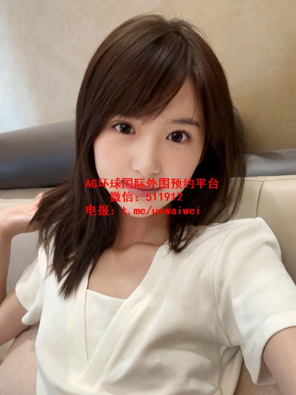 大学留学生慕柔