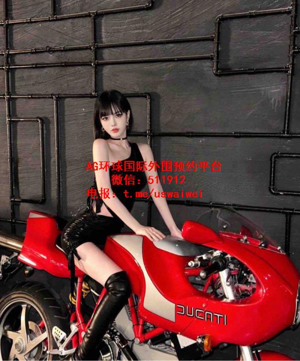 短发精致御姐尹芙