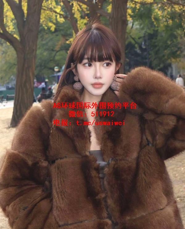 穿搭时尚高级Luvina