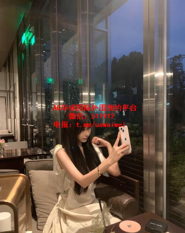 校园气质校花西妍