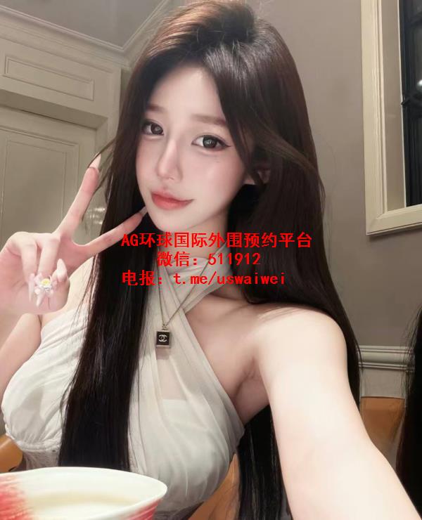 性感服装模特莎琳