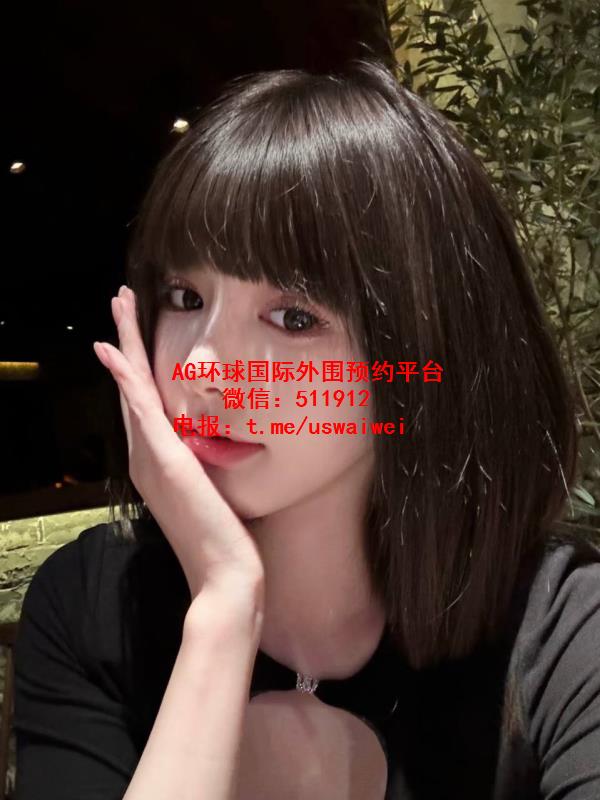温柔大方爱笑女孩知夏