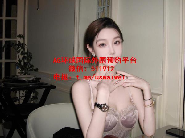 轻熟气质美女若熹