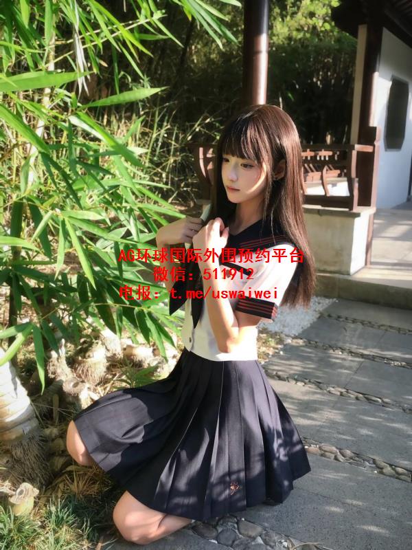 校园人气校花雅汐