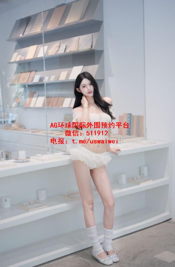 广告模特Noeline