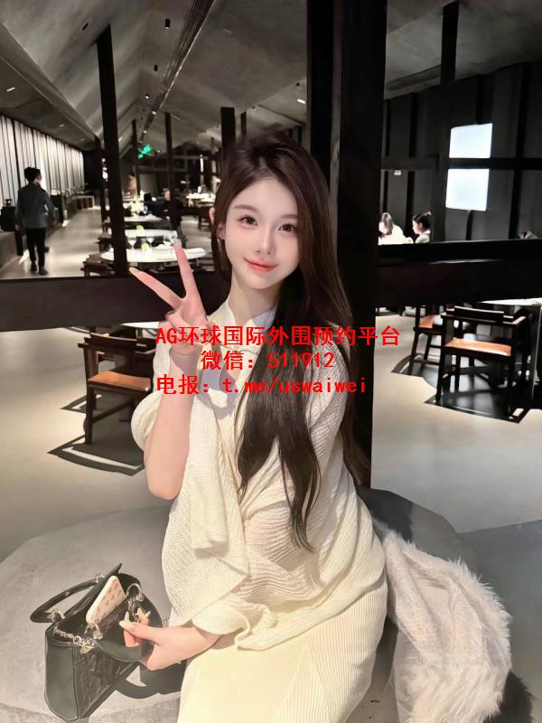人气颜值主播乐妍
