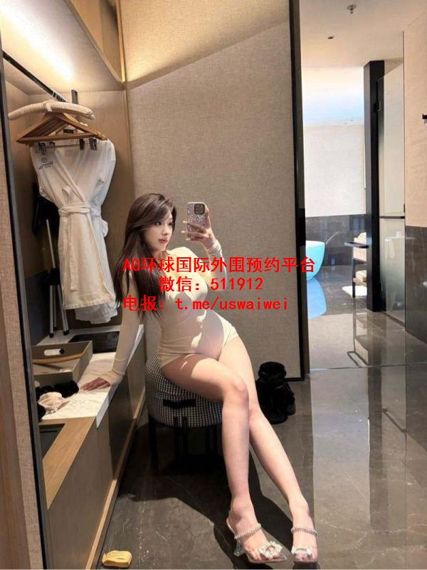 巨灯肥臀小姐姐Andrea