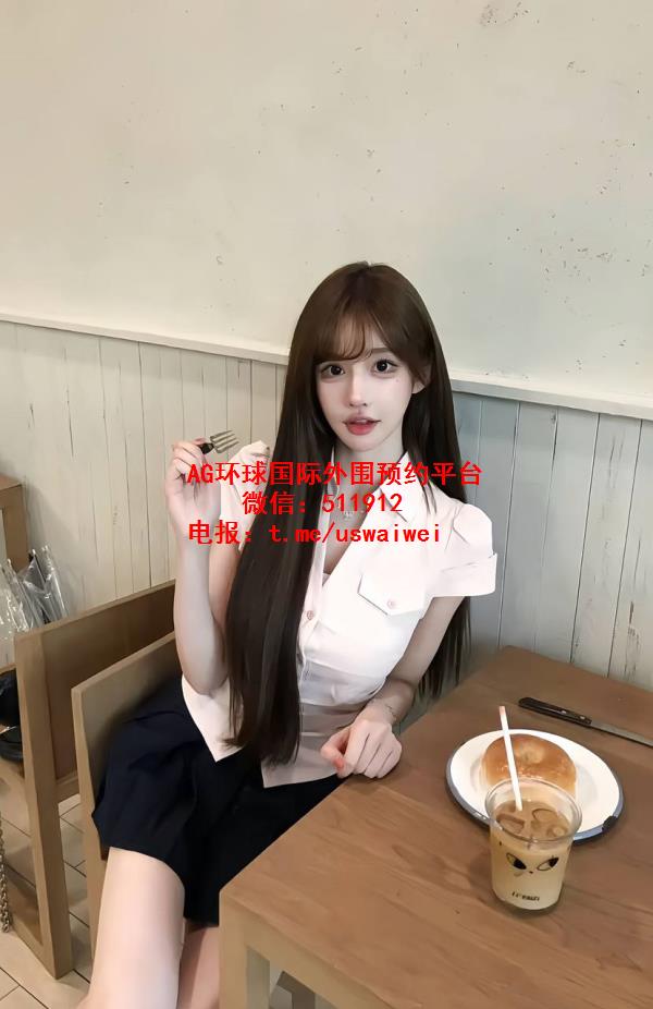 青春洋溢女生Lorraine