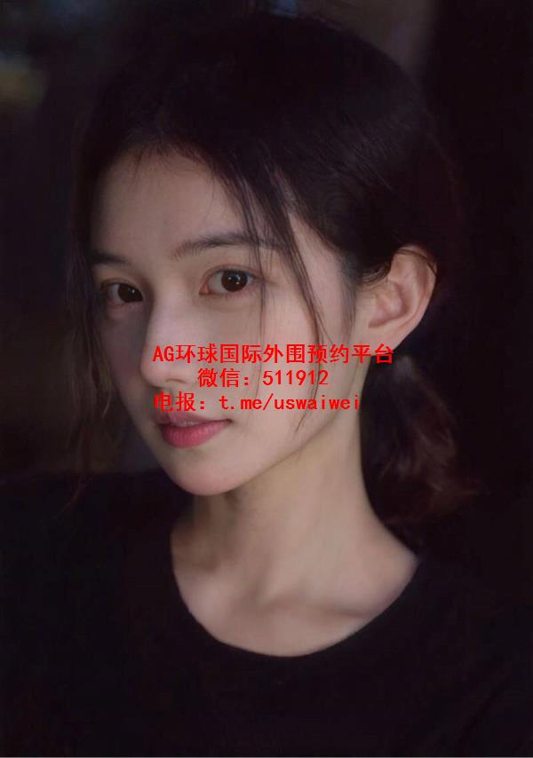 短发日系风模特柠希