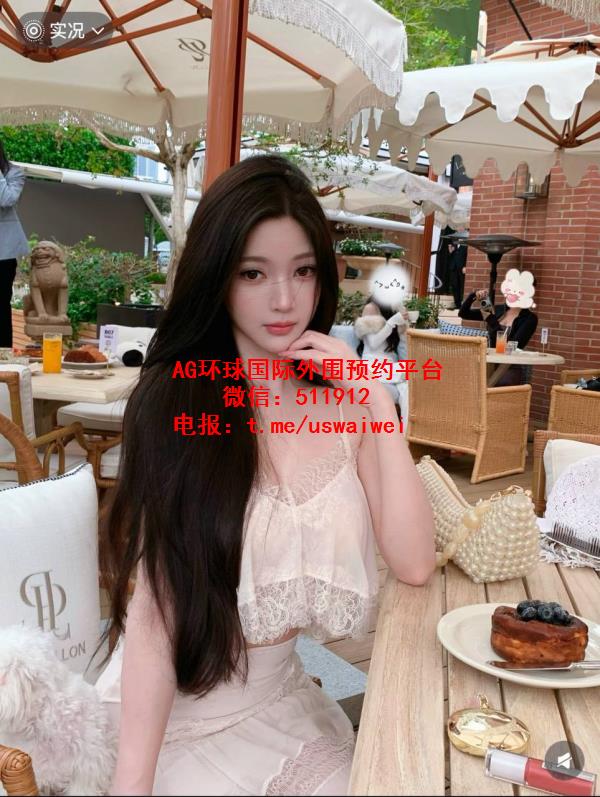 时尚杂志模特Deborah