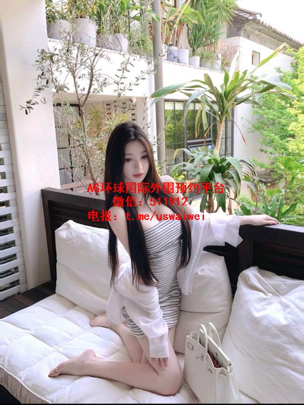 时尚杂志模特Deborah