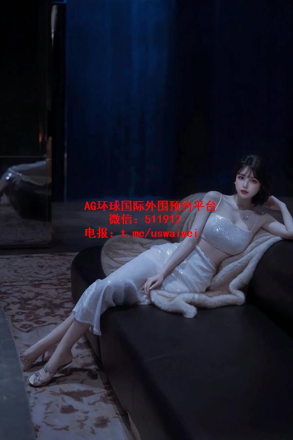 短发巨乳模特晨妍