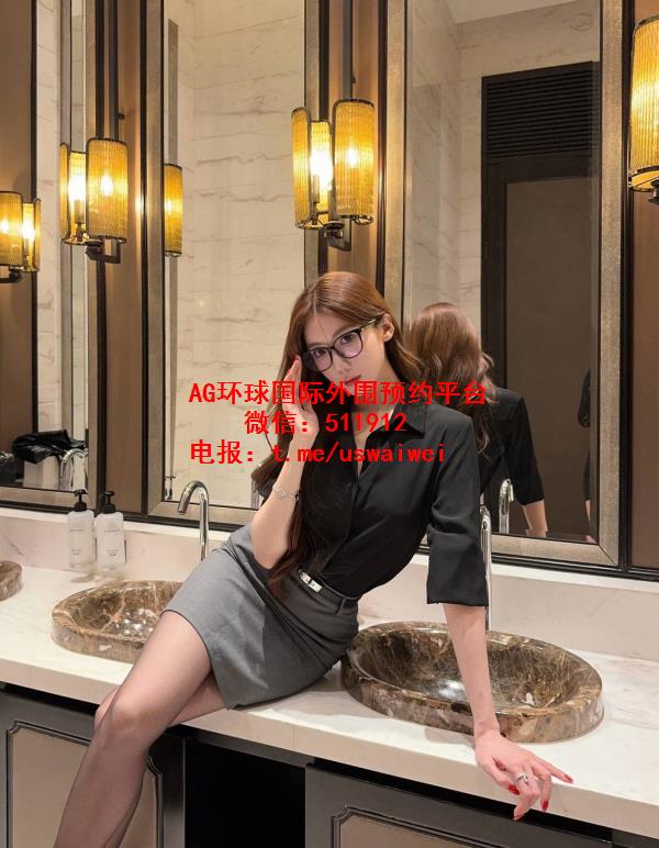 高级约会感美女Luciana