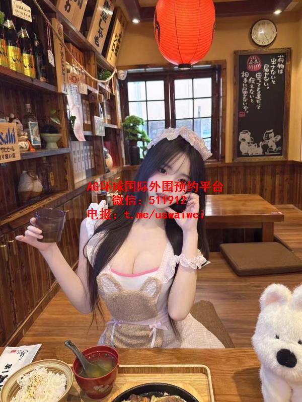 穿搭洋气精致甜妹小芯