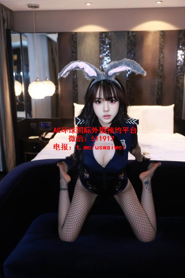 制服诱惑小野猫妍安