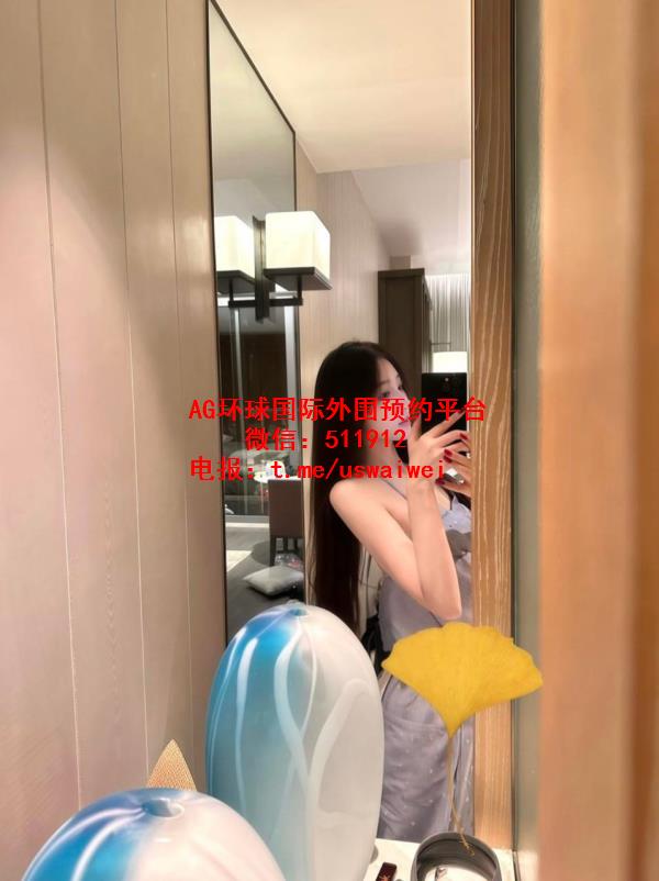 清新讨喜型Lauren