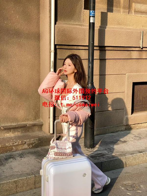 爱笑的活泼女孩Emilia