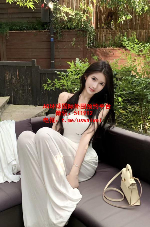 高挑性感女神Whitney