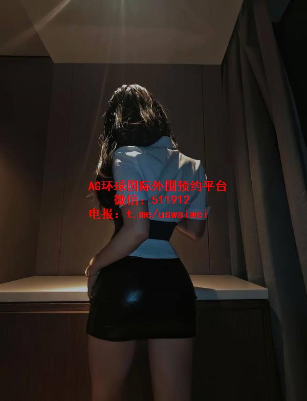 高挑性感女神Whitney
