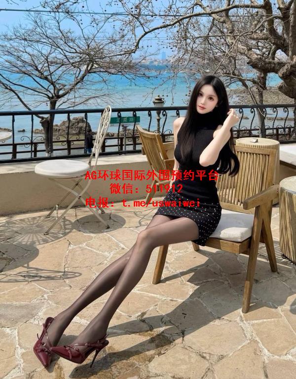 高挑骨感修长模特Caroline