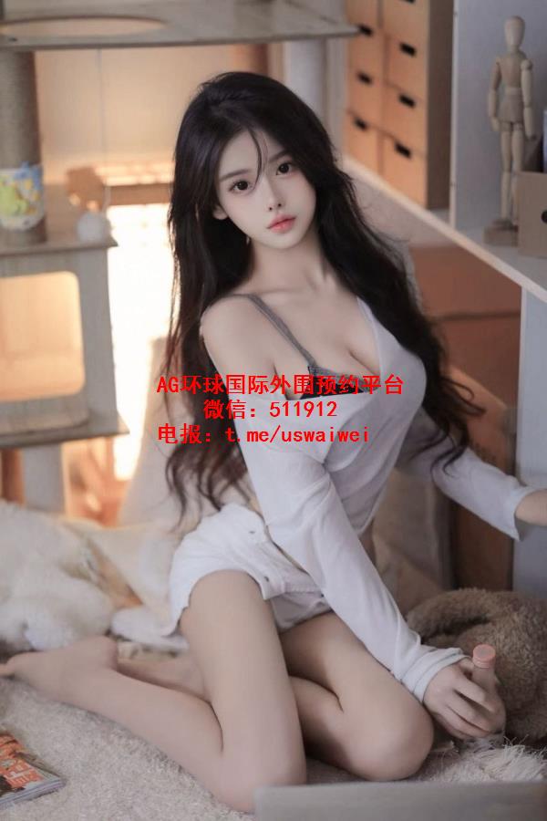 游戏主播Holly