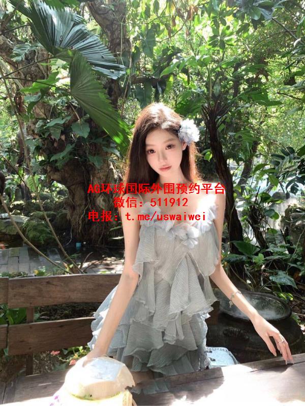 人间芭比诗雯