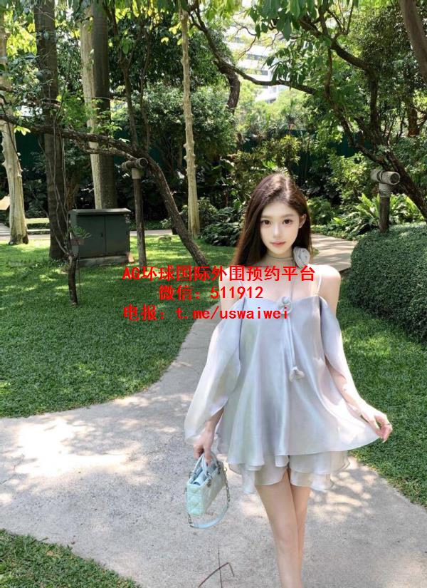 人间芭比诗雯