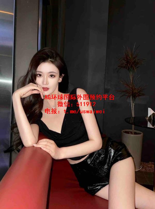 商务车展模特Sarah